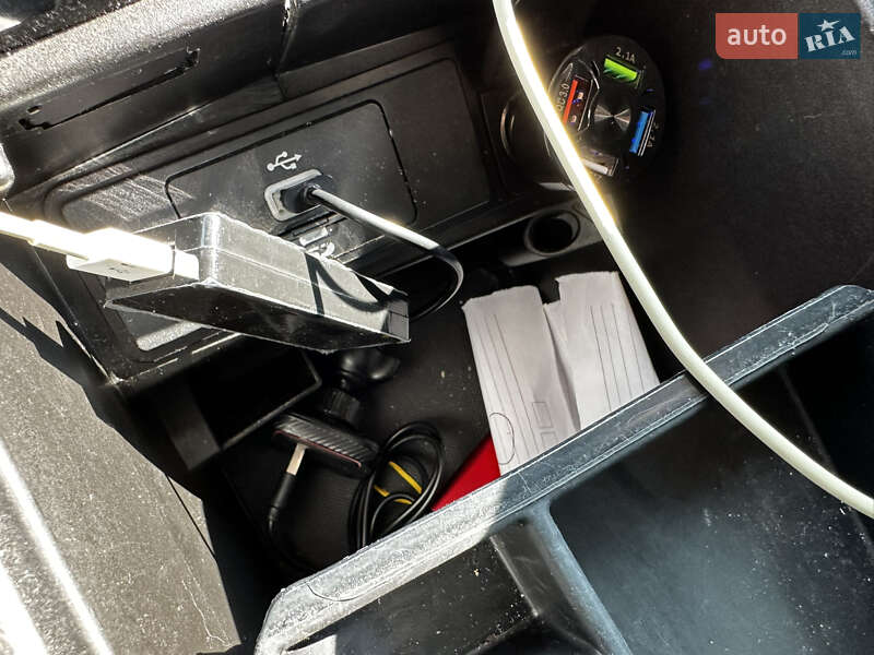 Седан Ford Fusion 2015 в Львові фото 18 Седан Ford Fusion 2015 в Львові