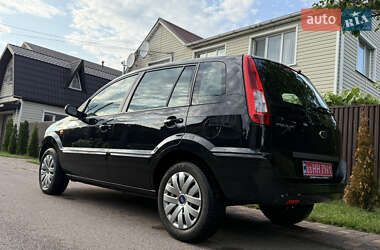 Хэтчбек Ford Fusion 2007 в 