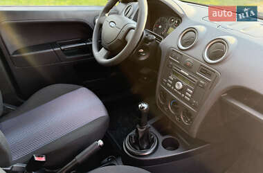 Хэтчбек Ford Fusion 2007 в 