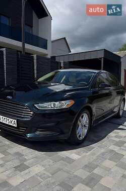 Седан Ford Fusion 2014 в 