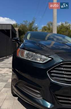 Седан Ford Fusion 2014 в 