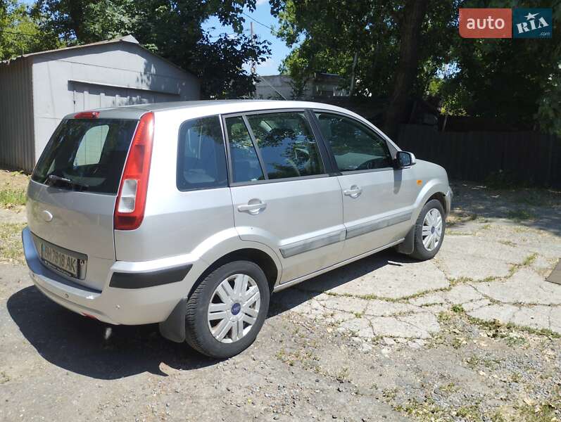 Хэтчбек Ford Fusion 2006 в Черноморске фото 11 Хэтчбек Ford Fusion 2006 в Черноморске