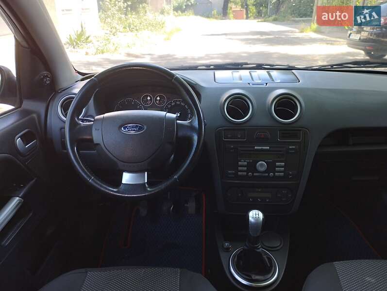 Хэтчбек Ford Fusion 2006 в Черноморске фото 27 Хэтчбек Ford Fusion 2006 в Черноморске