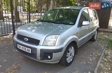 Хэтчбек Ford Fusion 2006 в 