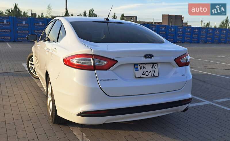 Седан Ford Fusion 2014 в Виннице
