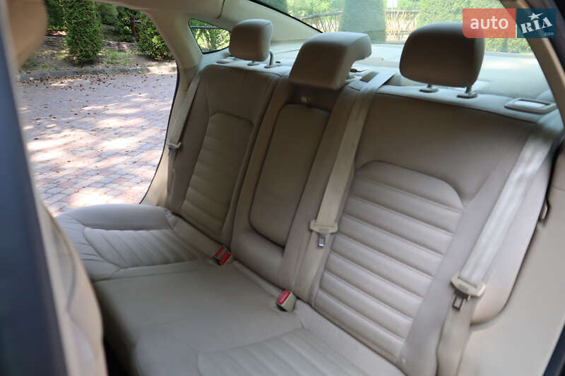 Седан Ford Fusion 2014 в Трускавце