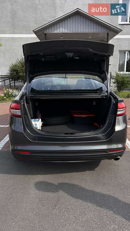 Седан Ford Fusion 2017 в Броварах