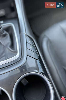 Седан Ford Fusion 2013 в 