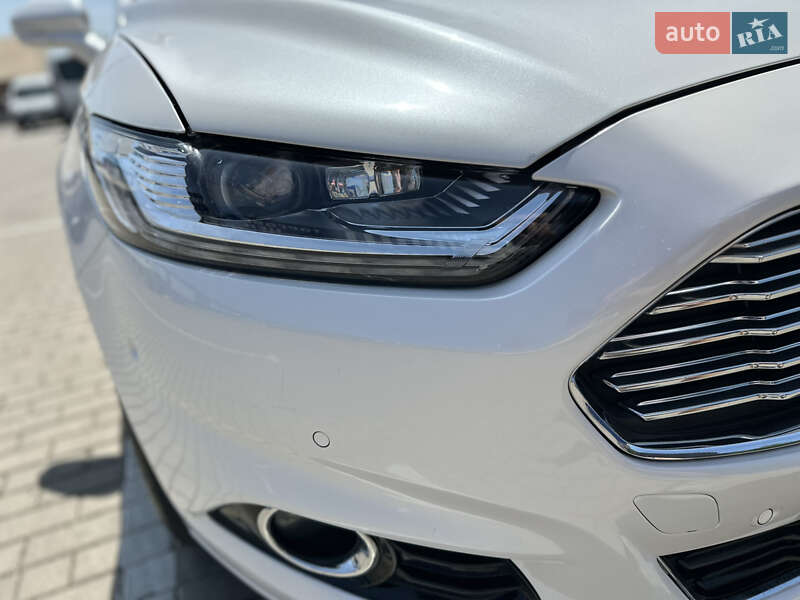Седан Ford Fusion 2013 в Хусте