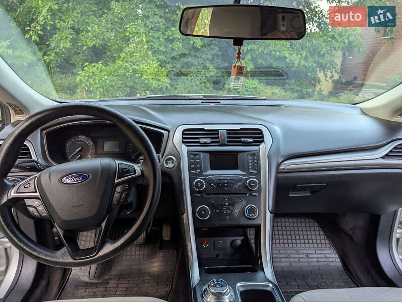 Седан Ford Fusion 2016 в Полтаве