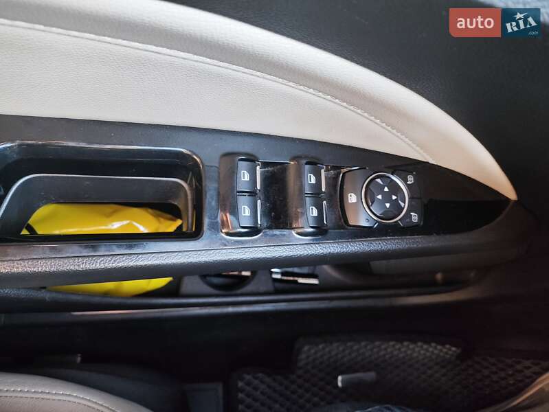 Седан Ford Fusion 2015 в Виннице