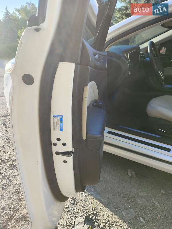 Седан Ford Fusion 2015 в Виннице