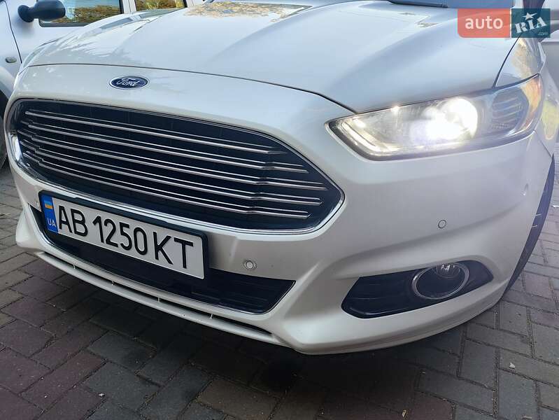 Седан Ford Fusion 2015 в Виннице