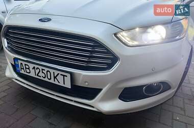 Седан Ford Fusion 2015 в 