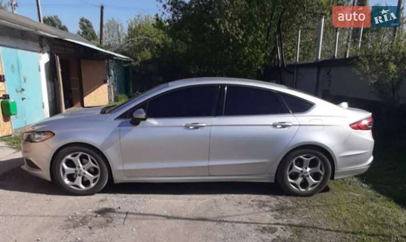 Седан Ford Fusion 2016 в Павлограде