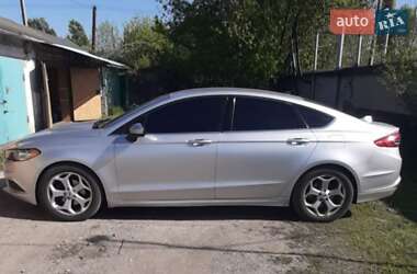 Седан Ford Fusion 2016 в 