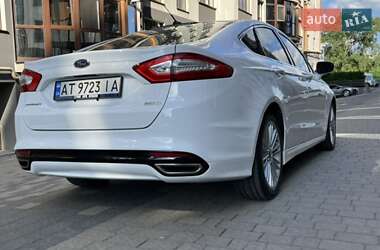 Седан Ford Fusion 2013 в Львові