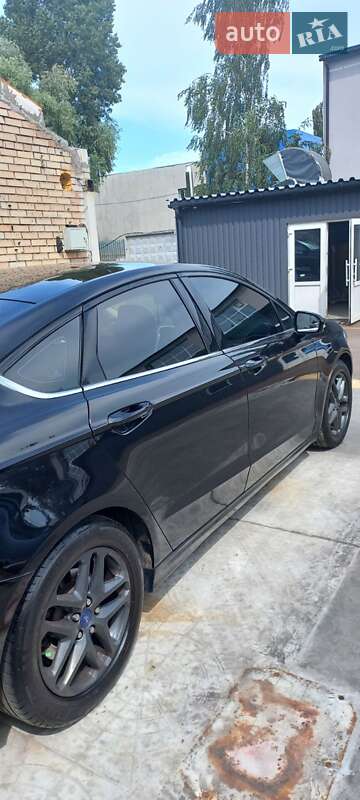 Седан Ford Fusion 2014 в Киеве