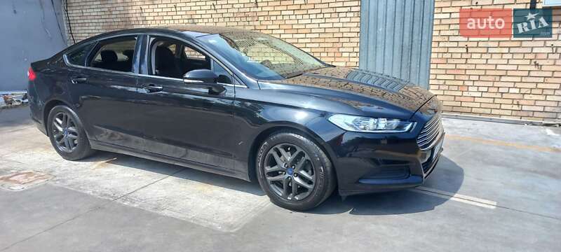 Седан Ford Fusion 2014 в Киеве