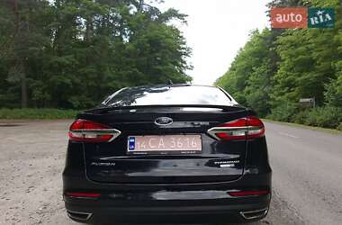 Седан Ford Fusion 2020 в 
