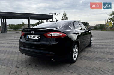Седан Ford Fusion 2016 в 