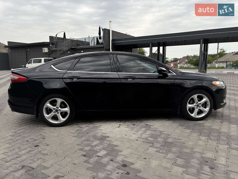 Седан Ford Fusion 2016 в Киеве