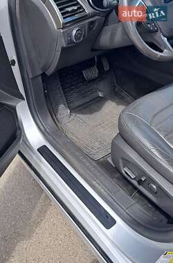 Седан Ford Fusion 2013 в 