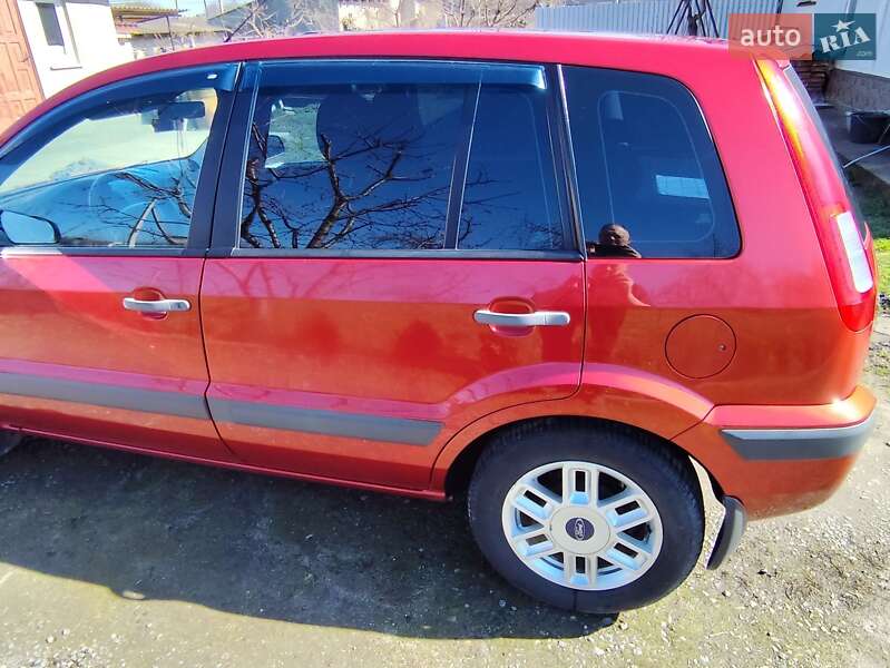 Хетчбек Ford Fusion 2008 в Старокостянтинові