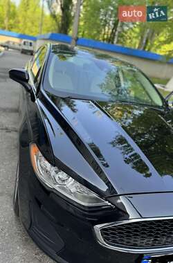 Седан Ford Fusion 2020 в 