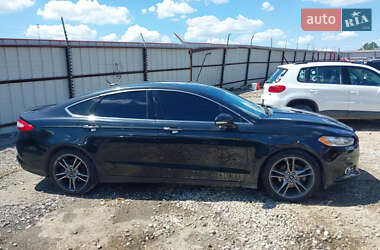Седан Ford Fusion 2013 в 