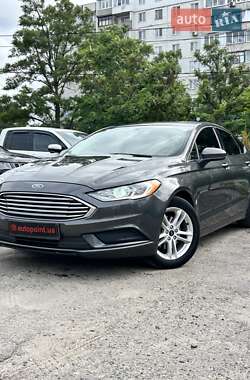 Седан Ford Fusion 2018 в 