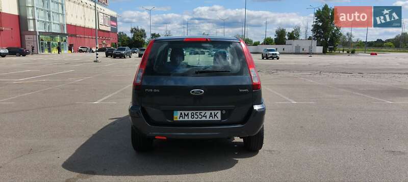Хэтчбек Ford Fusion 2009 в Киеве
