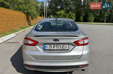 Седан Ford Fusion 2013 в 