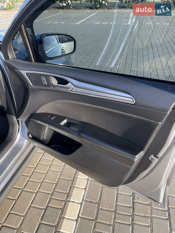 Седан Ford Fusion 2020 в Одессе