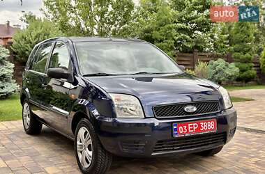 Хэтчбек Ford Fusion 2005 в 
