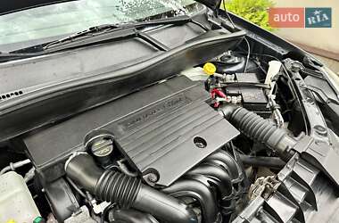 Хэтчбек Ford Fusion 2005 в 