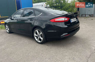 Седан Ford Fusion 2014 в 