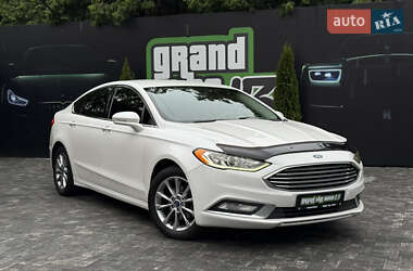 Седан Ford Fusion 2016 в 