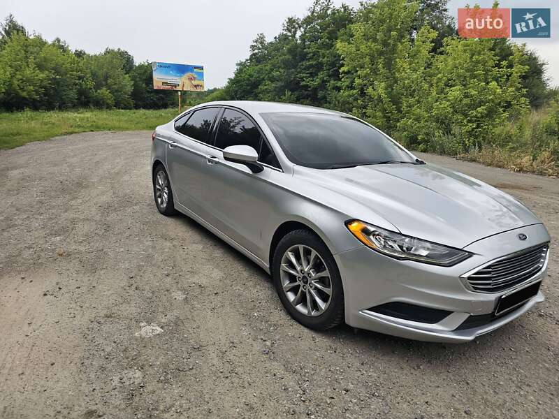 Седан Ford Fusion 2016 в Чорткові