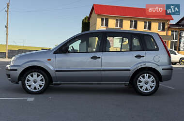Хэтчбек Ford Fusion 2005 в 