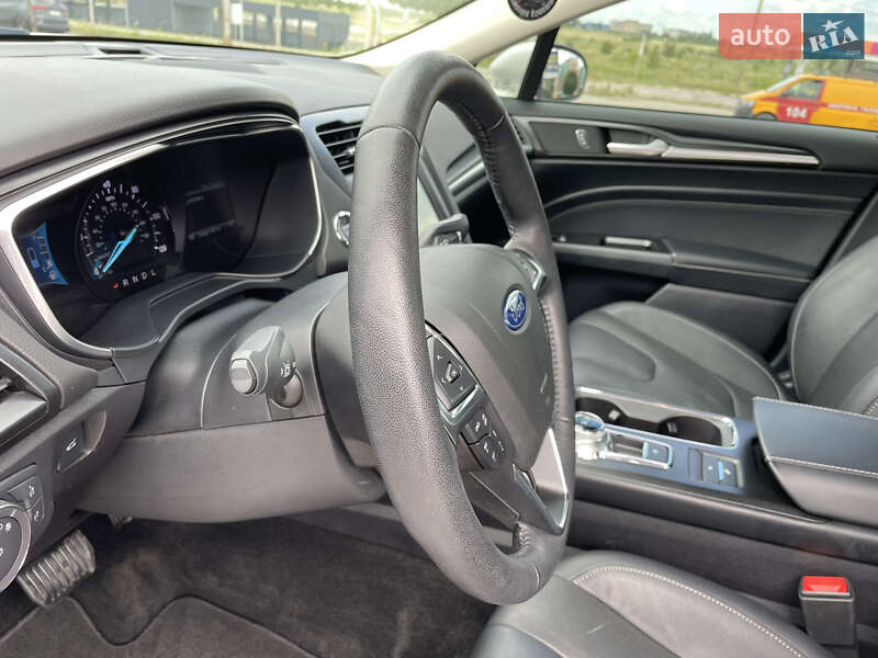 Седан Ford Fusion 2018 в Киеве