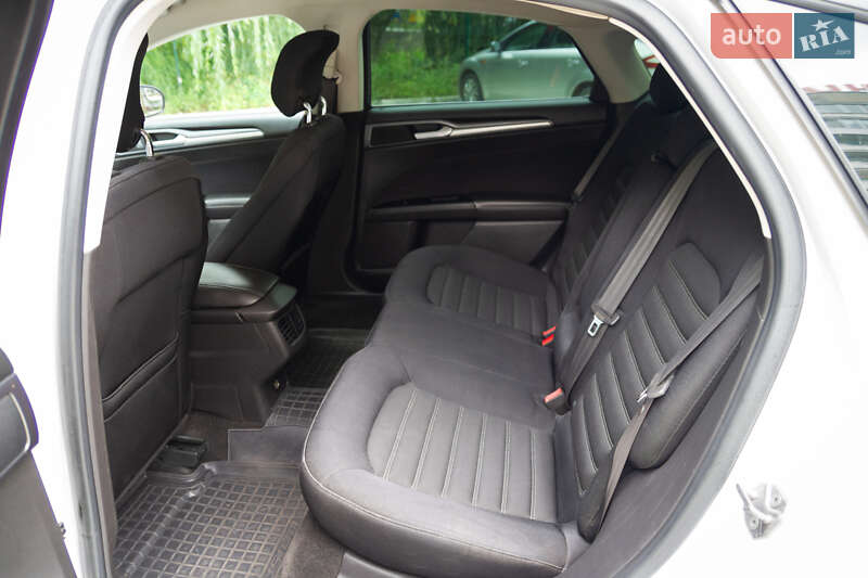 Седан Ford Fusion 2014 в Тернополе