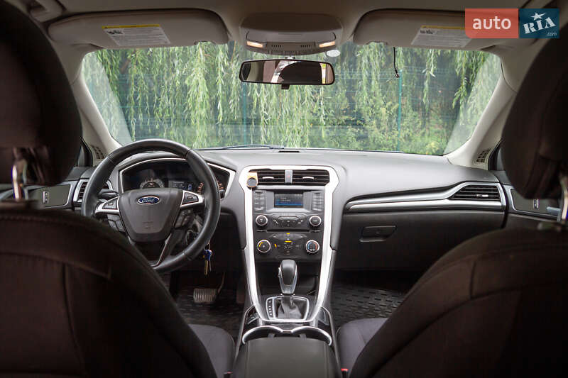 Седан Ford Fusion 2014 в Тернополе