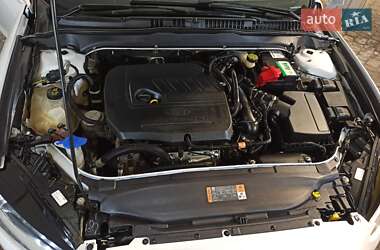 Седан Ford Fusion 2014 в 