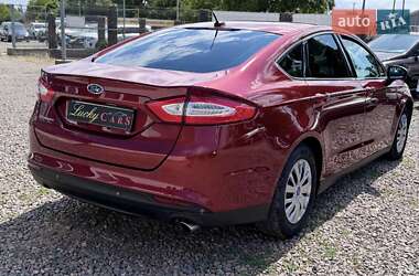 Седан Ford Fusion 2014 в 