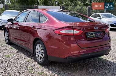 Седан Ford Fusion 2014 в 