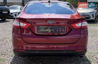 Седан Ford Fusion 2014 в 