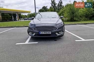 Седан Ford Fusion 2017 в 
