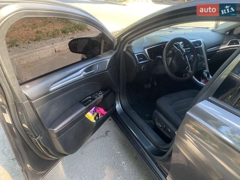 Седан Ford Fusion 2015 в Николаеве