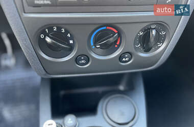 Хетчбек Ford Fusion 2005 в 